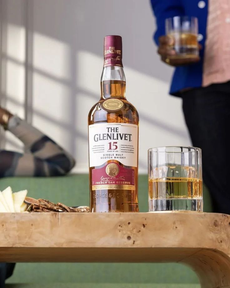 The Glenlivet 15 Year Old single malt whisky gets… The Glenlivet 15 Years Old (70cl) - Image 1